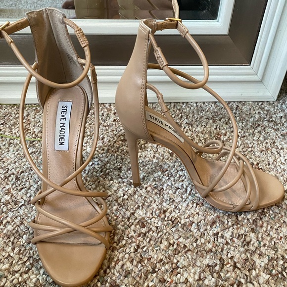 Steve Madden Sandals - Picture 2 of 5